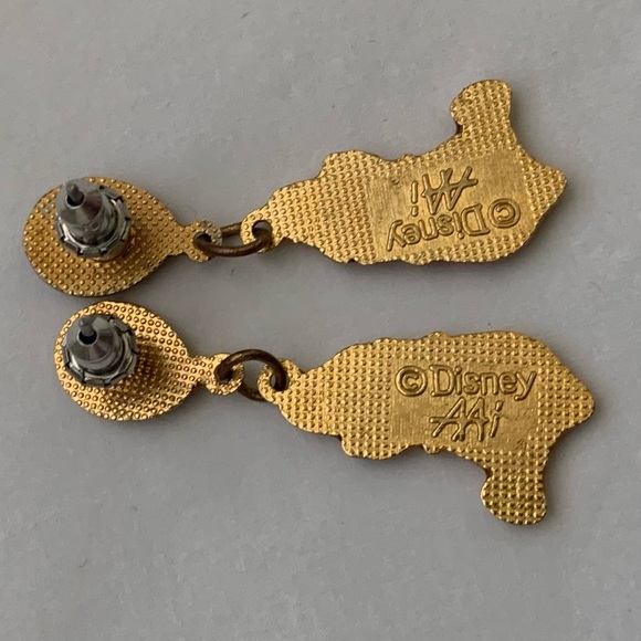 VTG Disney Gold Pooh Enamel Earrings Drop Dangle Balloon Stamped Disney AAI 1995 - Picture 3 of 6